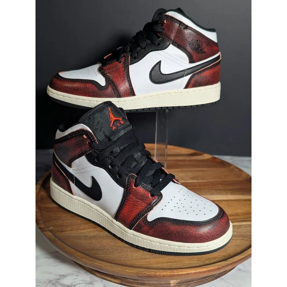 Air Jordan 1 Mid SE Kid's Wear-Away Chicago FB0568-006 Fashion Shoes